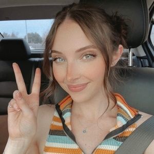 Meet your Posher, Coty